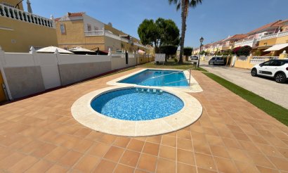 Resale - Villa - Cabo Roig - Cabo Roig>La Regia