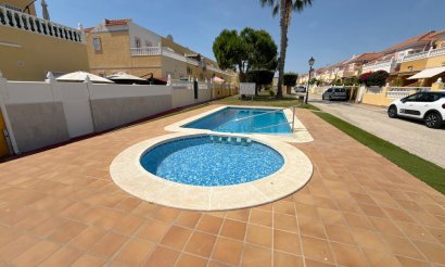 Resale - Villa - Cabo Roig - Cabo Roig>La Regia