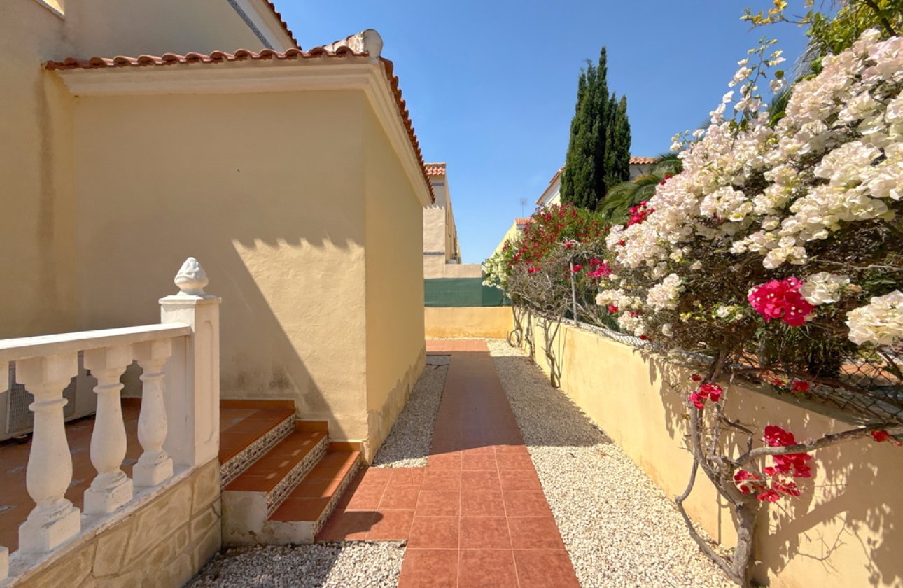 Resale - Villa - Cabo Roig - Cabo Roig>La Regia