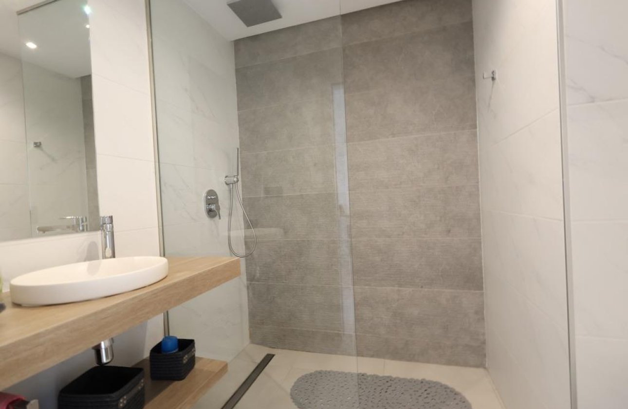 Resale - Bungalow - Guardamar del Segura - El Raso