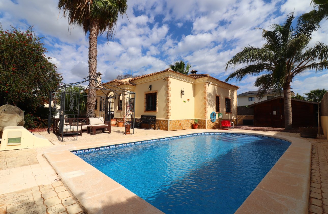 Resale - Villa - Formentera del Segura - Fincas de La Vega