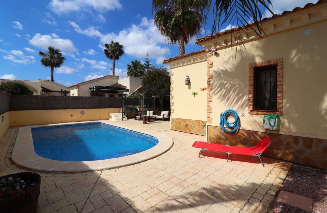Resale - Villa - Formentera del Segura - Fincas de La Vega