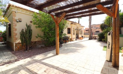 Resale - Villa - Formentera del Segura - Fincas de La Vega