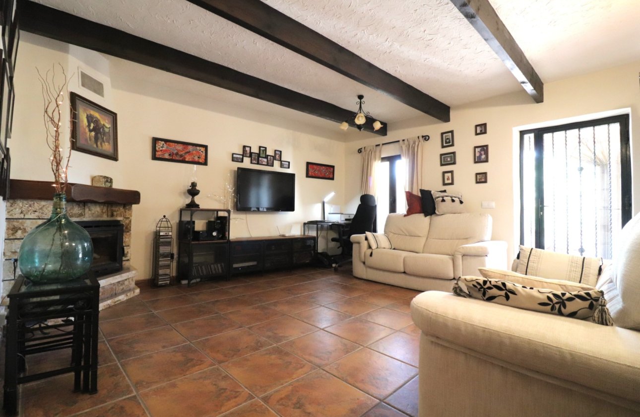 Resale - Villa - Albatera - Albatera - Country