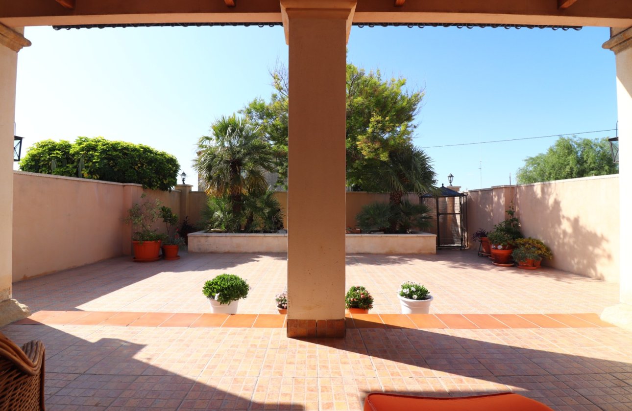 Resale - Villa - Albatera - Albatera - Country