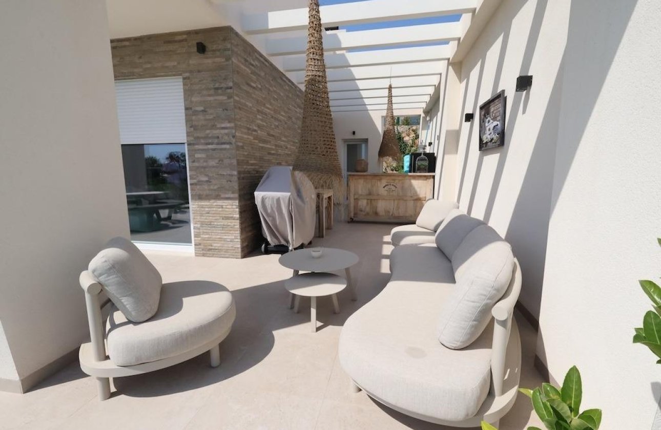 Resale - Villa - Algorfa - Comunidad valenciana