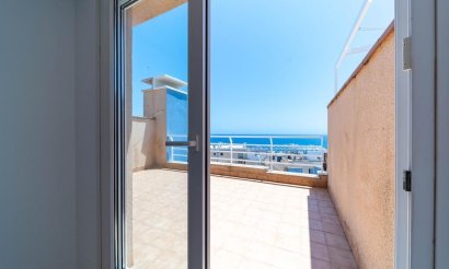 Resale - Townhouse - Orihuela Costa - Campoamor