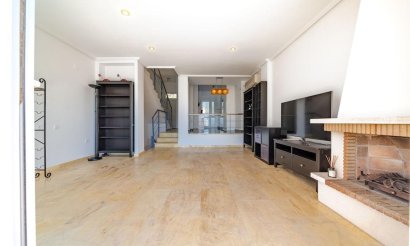 Resale - Townhouse - Orihuela Costa - Campoamor