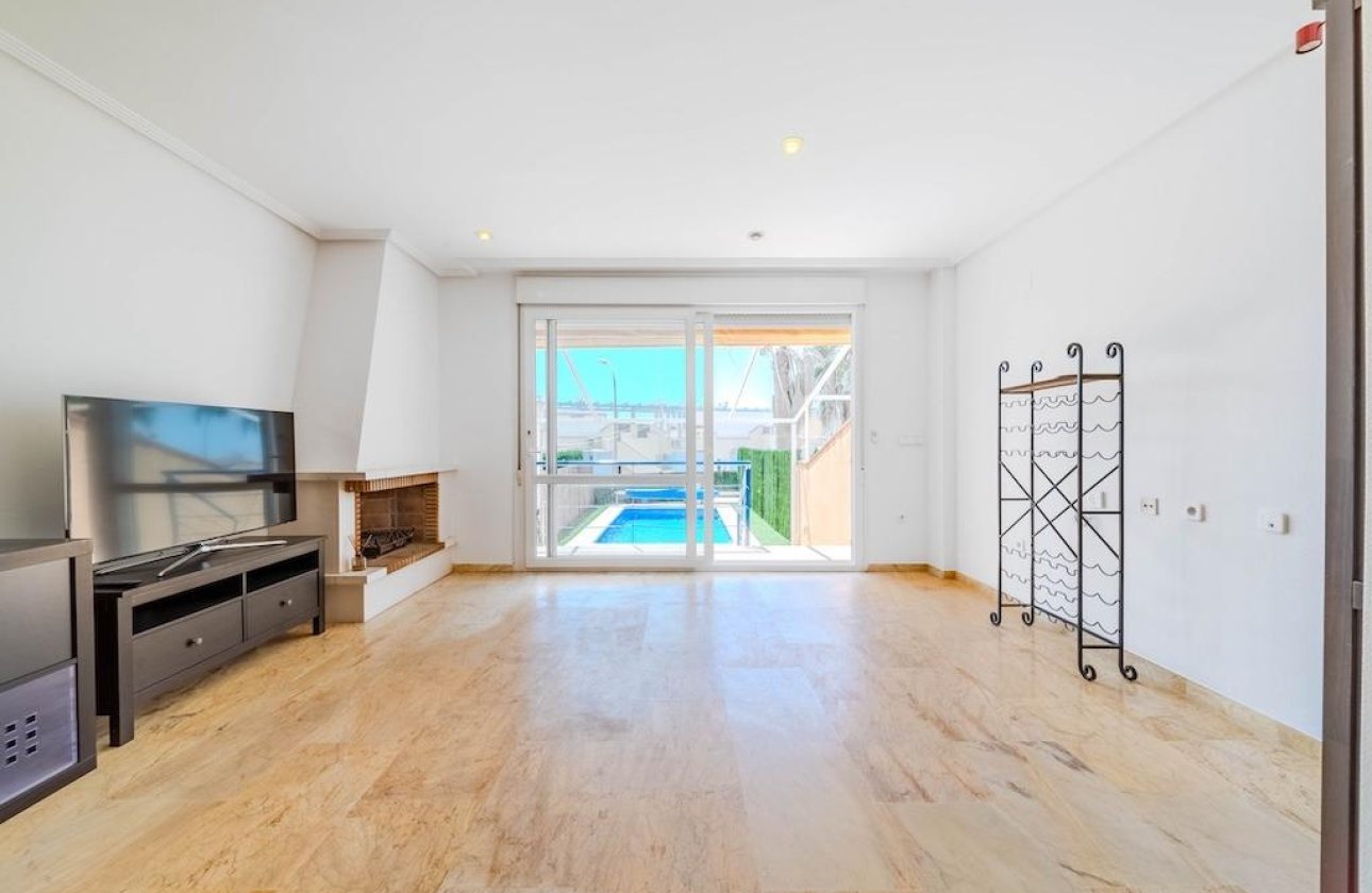 Resale - Townhouse - Orihuela Costa - Campoamor