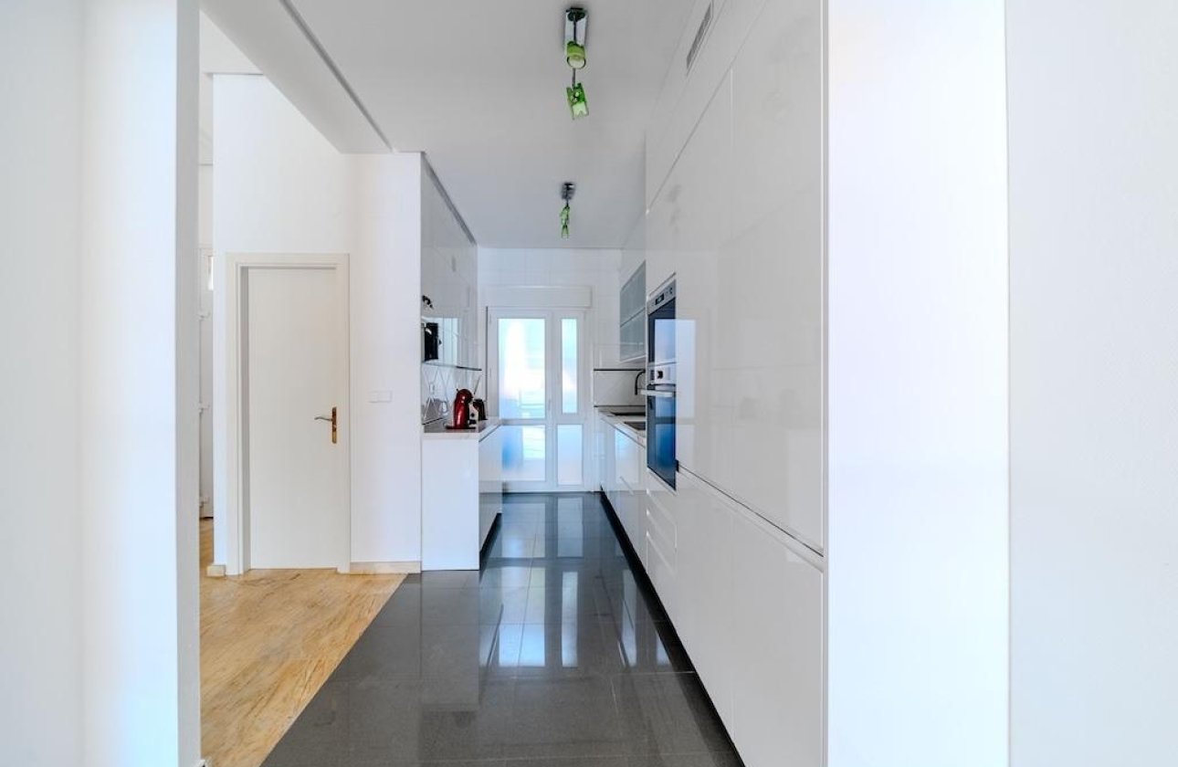 Resale - Townhouse - Orihuela Costa - Campoamor