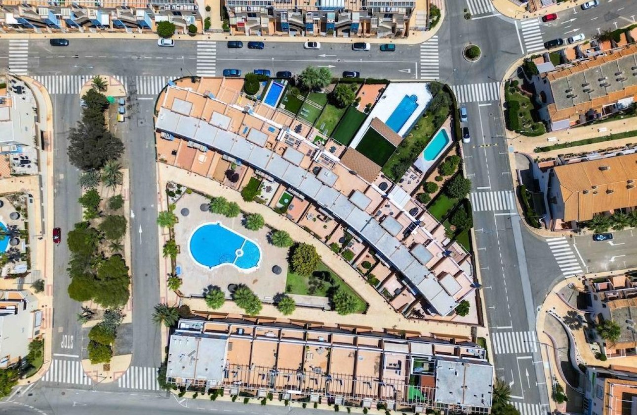 Resale - Townhouse - Orihuela Costa - Campoamor
