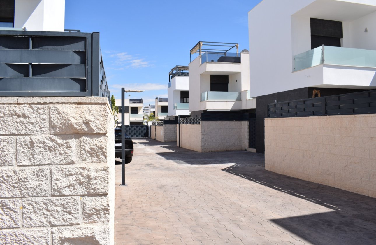 Resale - Villa - Benijofar - Benijofar - Village