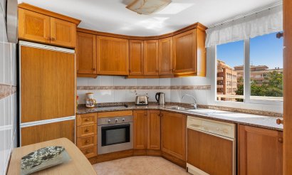 Resale - Apartment / flat - Torrevieja - Playa del Cura