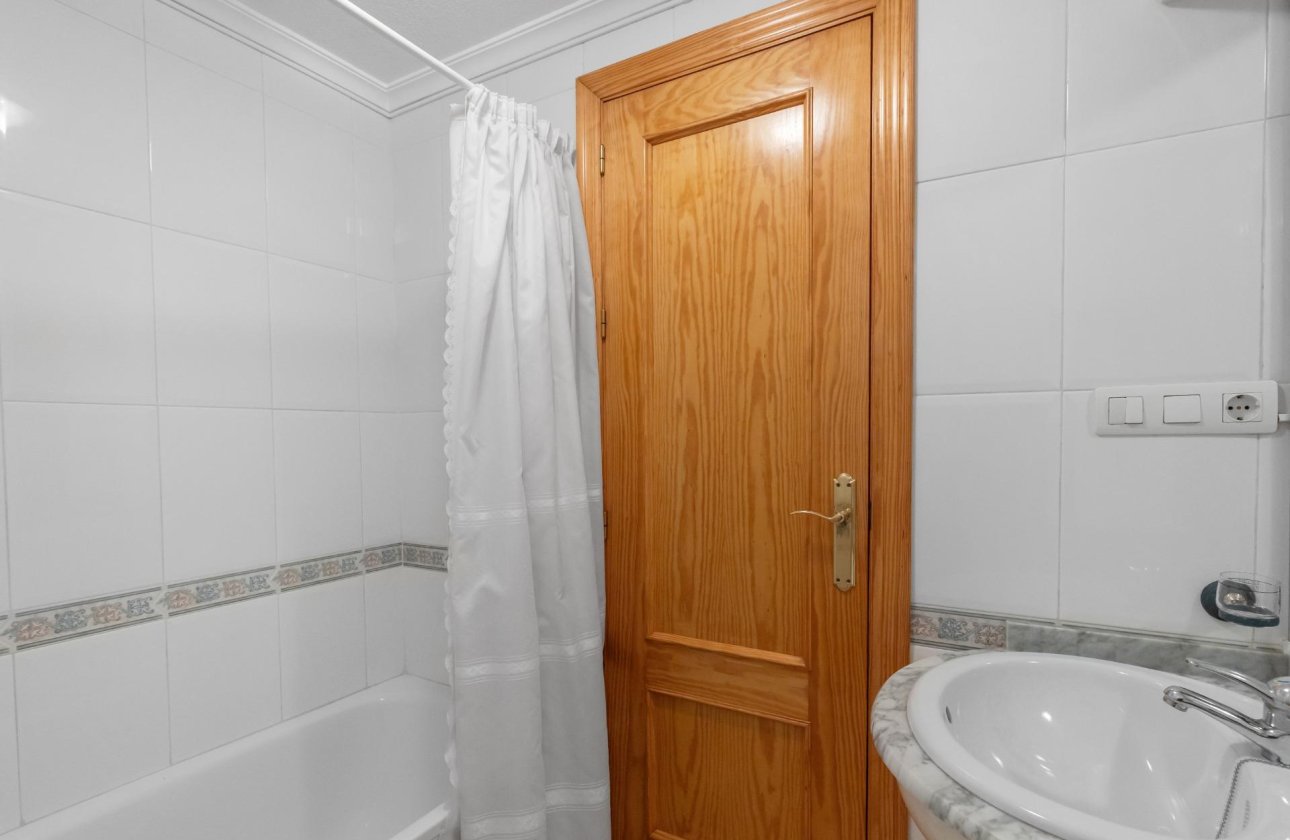 Resale - Apartment / flat - Torrevieja - Playa del Cura