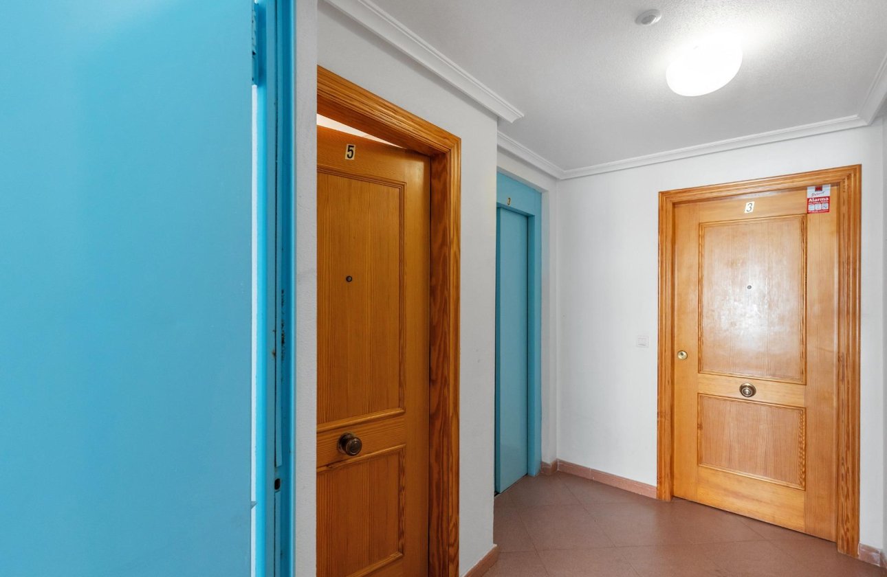 Resale - Apartment / flat - Torrevieja - Playa del Cura