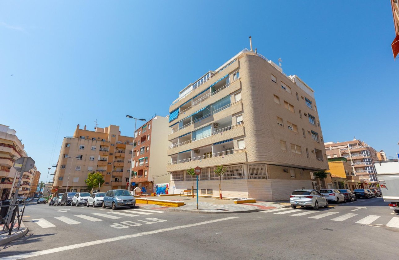 Resale - Apartment / flat - Torrevieja - Playa del Cura
