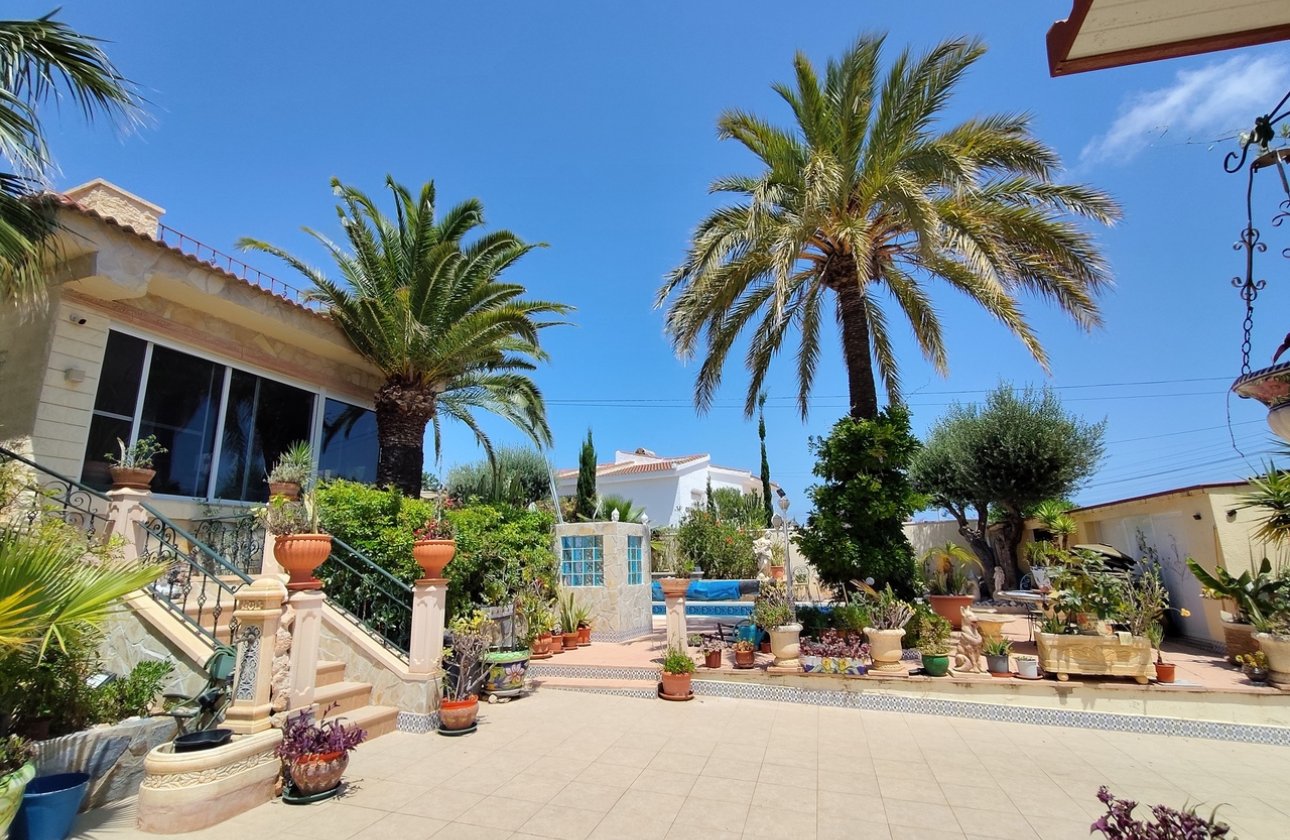 Resale - Villa - Ciudad Quesada