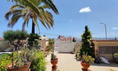 Resale - Villa - Ciudad Quesada