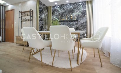 Resale - Apartment / flat - Torrevieja - Centro