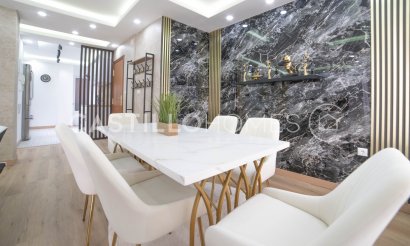 Resale - Apartment / flat - Torrevieja - Centro