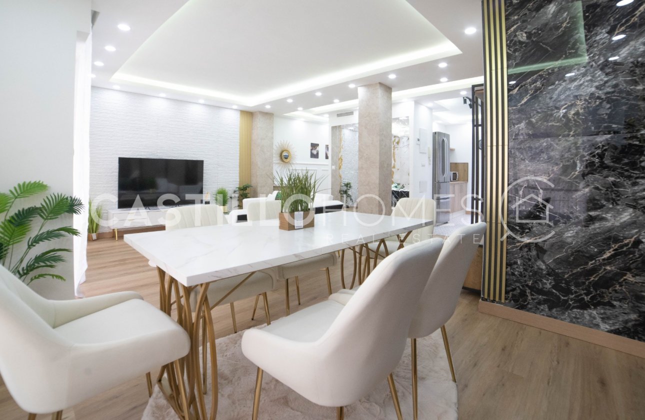 Resale - Apartment / flat - Torrevieja - Centro