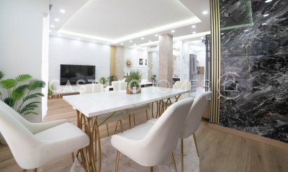 Resale - Apartment / flat - Torrevieja - Centro
