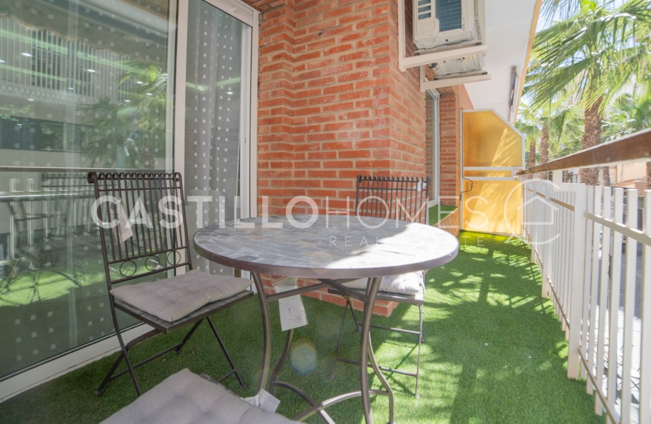 Resale - Apartment / flat - Torrevieja - Centro