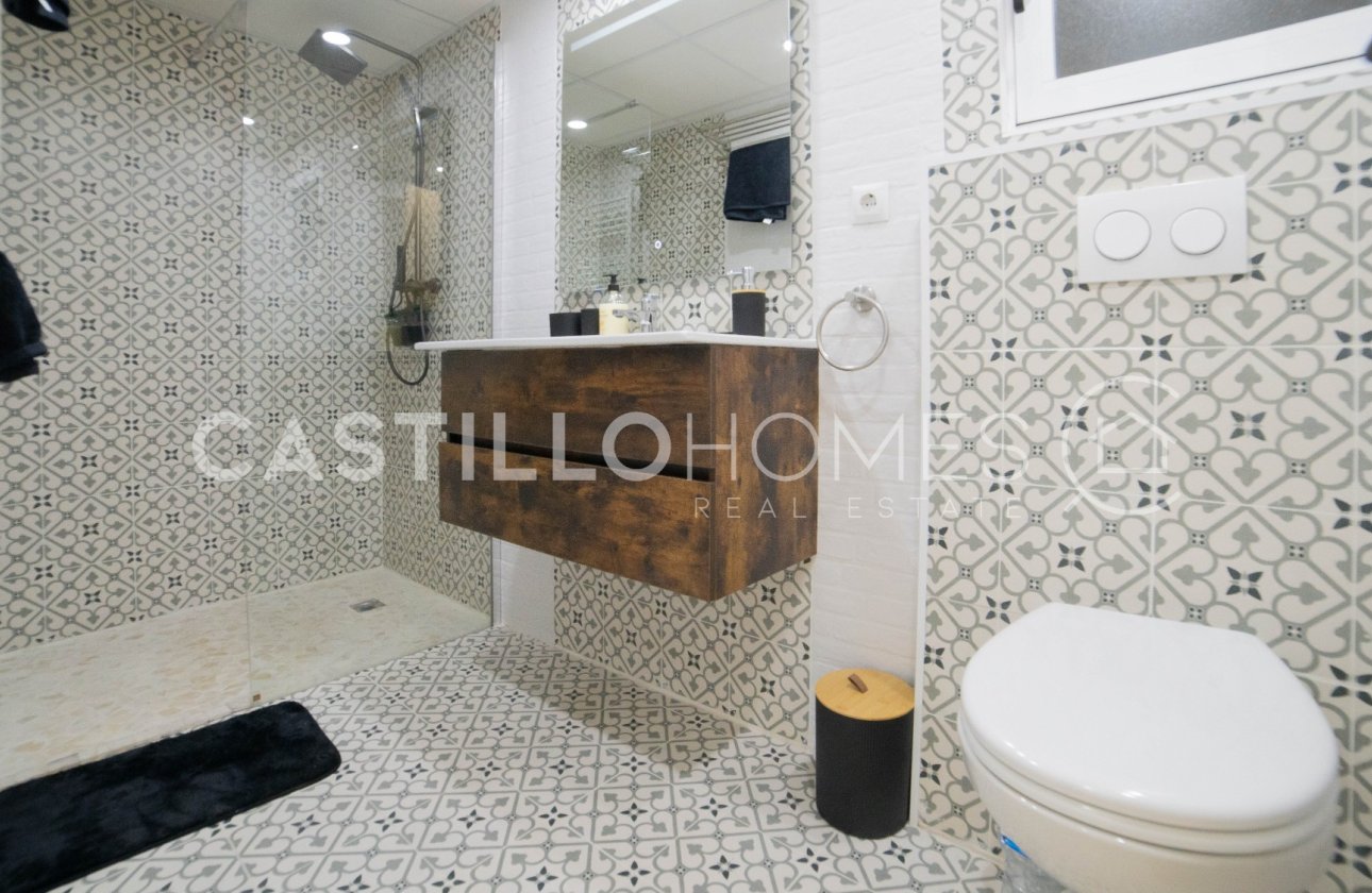 Resale - Apartment / flat - Torrevieja - Centro