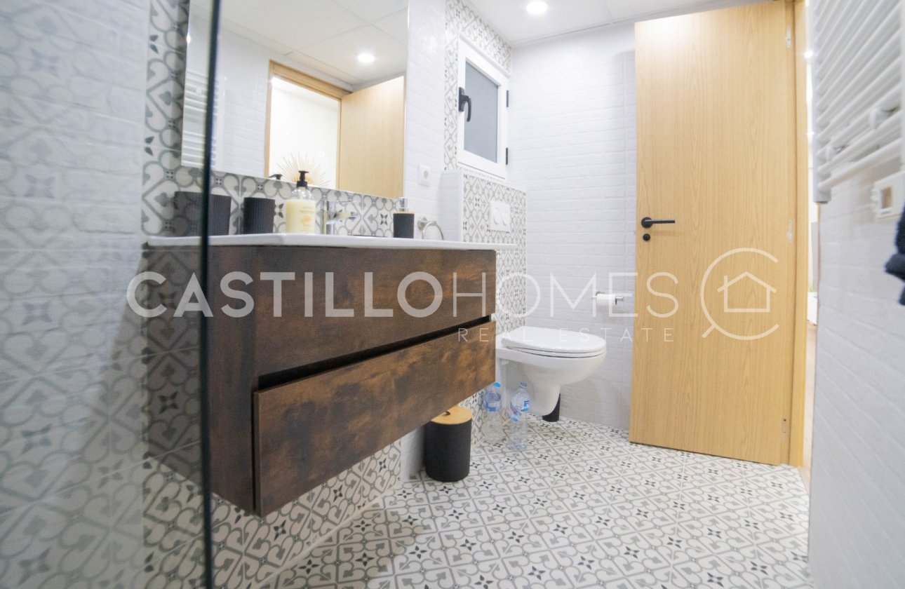 Resale - Apartment / flat - Torrevieja - Centro