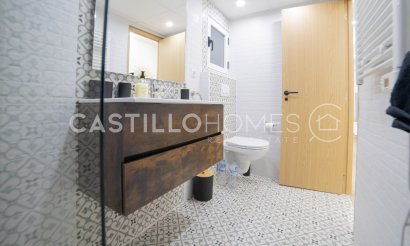 Resale - Apartment / flat - Torrevieja - Centro