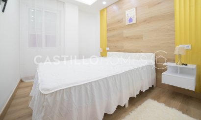 Resale - Apartment / flat - Torrevieja - Centro