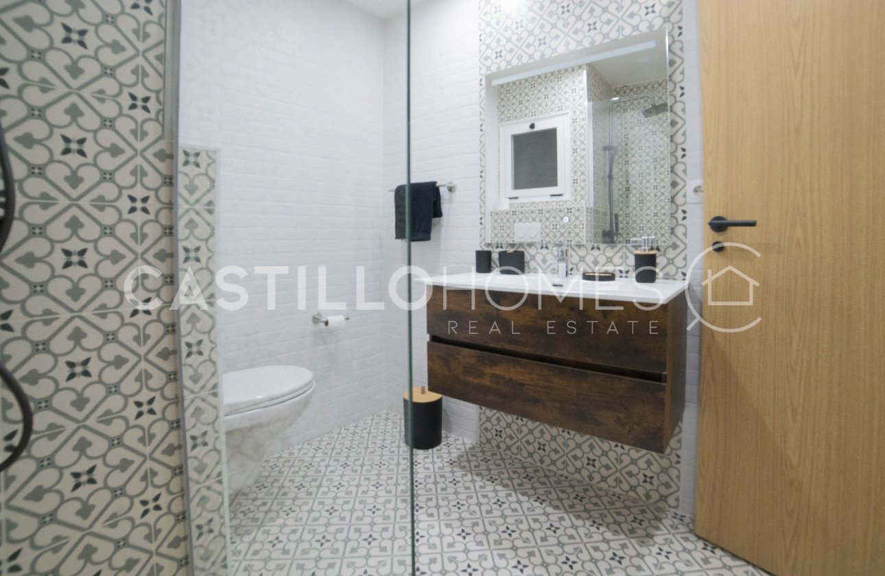 Resale - Apartment / flat - Torrevieja - Centro
