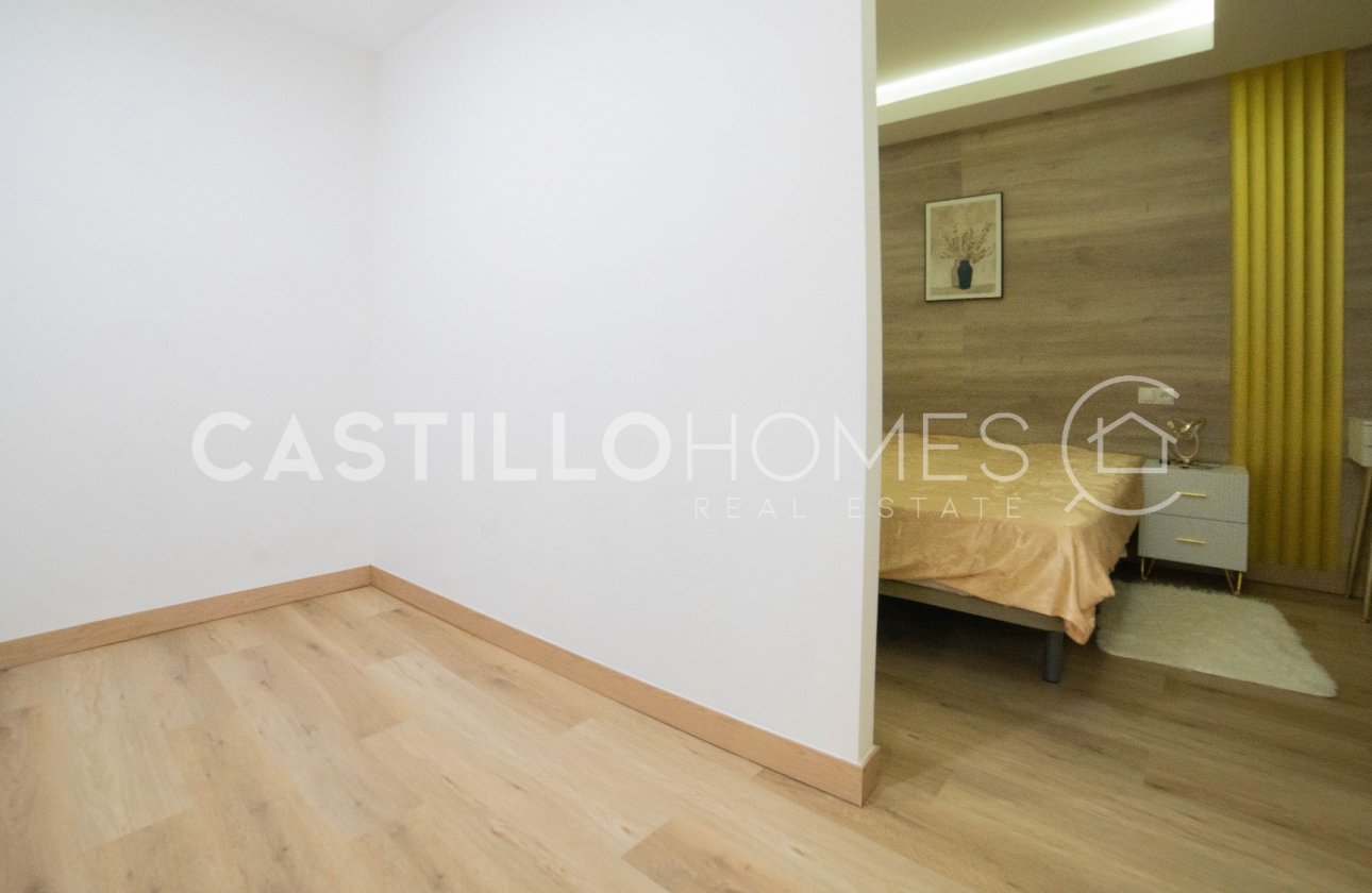 Resale - Apartment / flat - Torrevieja - Centro