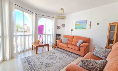 Resale - Villa - Orihuela Costa - La Florida