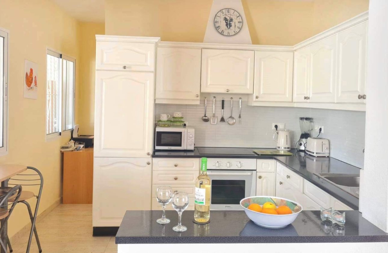 Resale - Villa - Orihuela Costa - La Florida