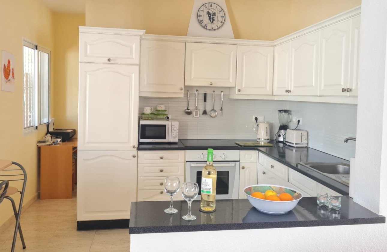 Resale - Villa - Orihuela Costa - La Florida