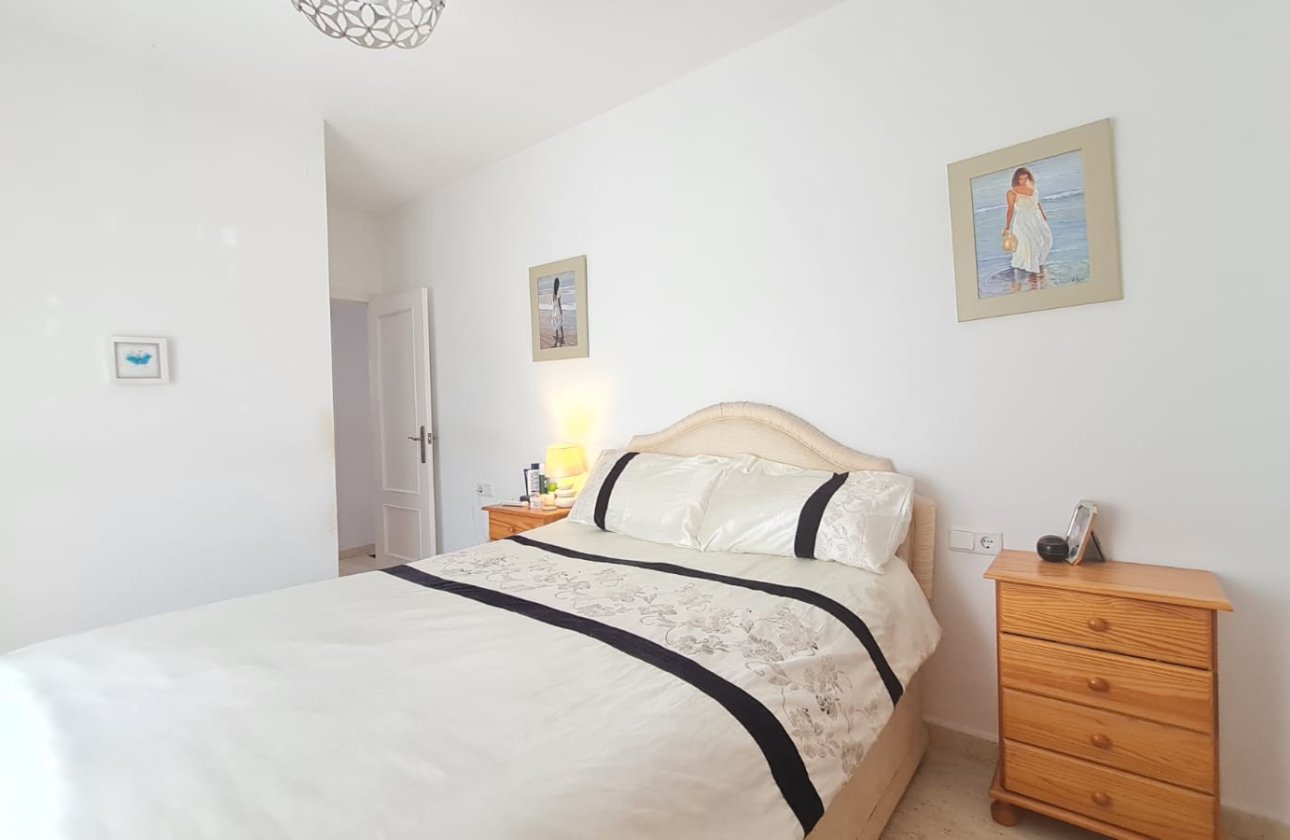 Resale - Villa - Orihuela Costa - La Florida