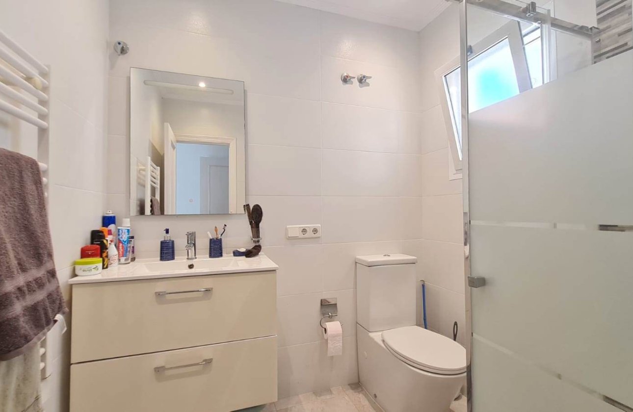Resale - Villa - Orihuela Costa - La Florida