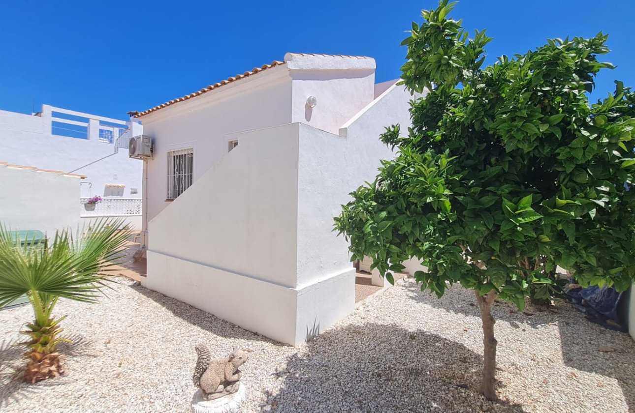 Resale - Villa - Orihuela Costa - La Florida
