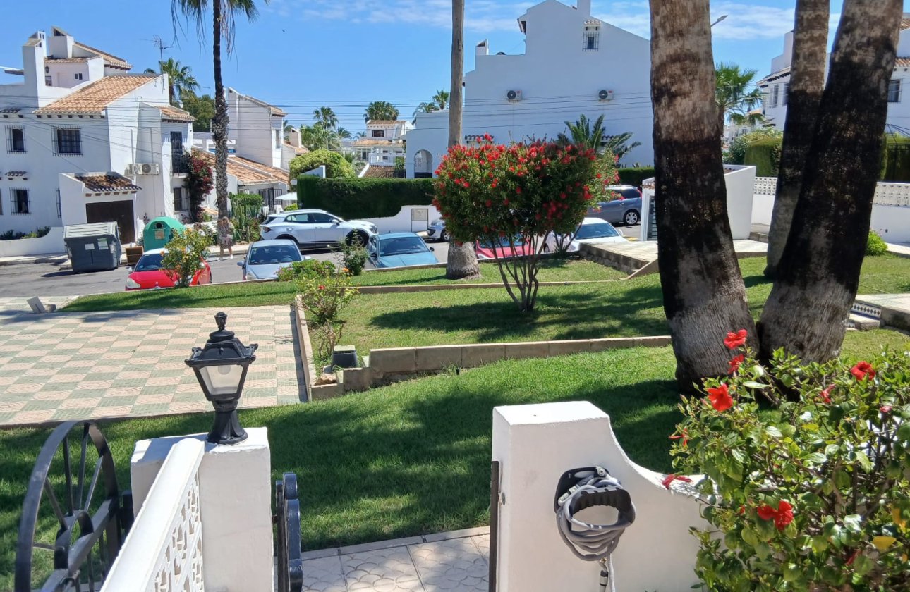 Resale - Townhouse - Orihuela Costa - Villamartin area