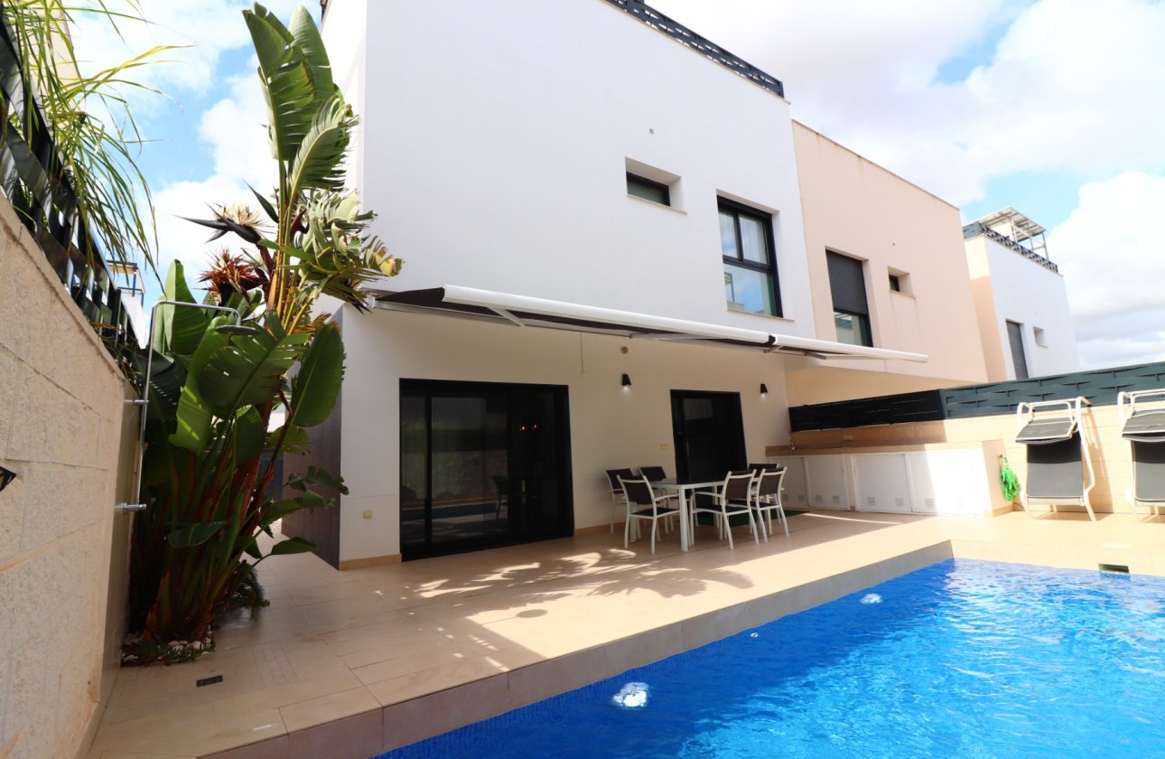Resale - Villa / Semi detached - Benijofar - Benijofar - Village