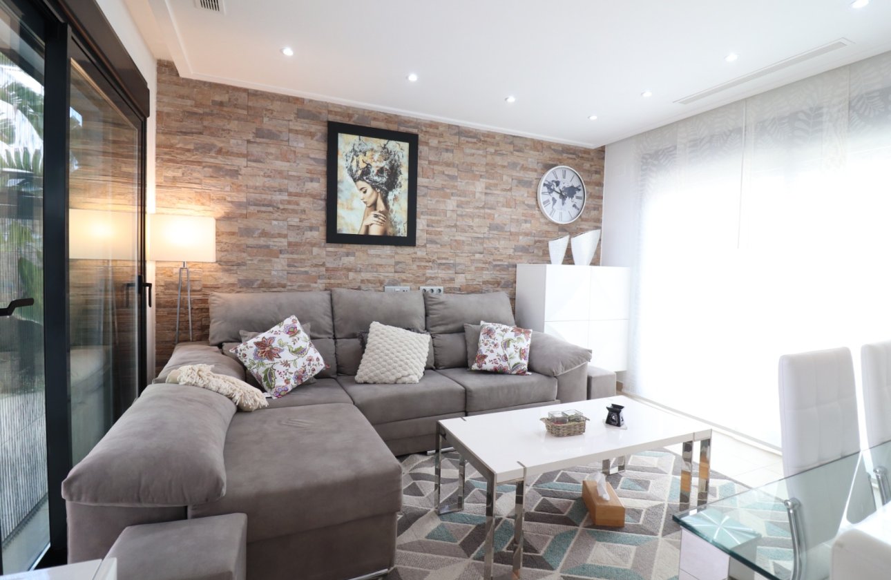 Resale - Villa / Semi detached - Benijofar - Benijofar - Village