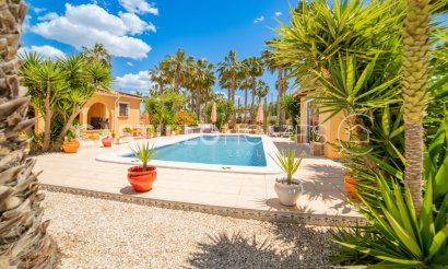 Resale - Villa - Rafal