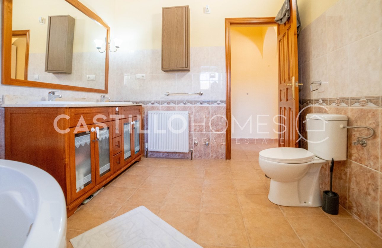 Resale - Villa - Rafal