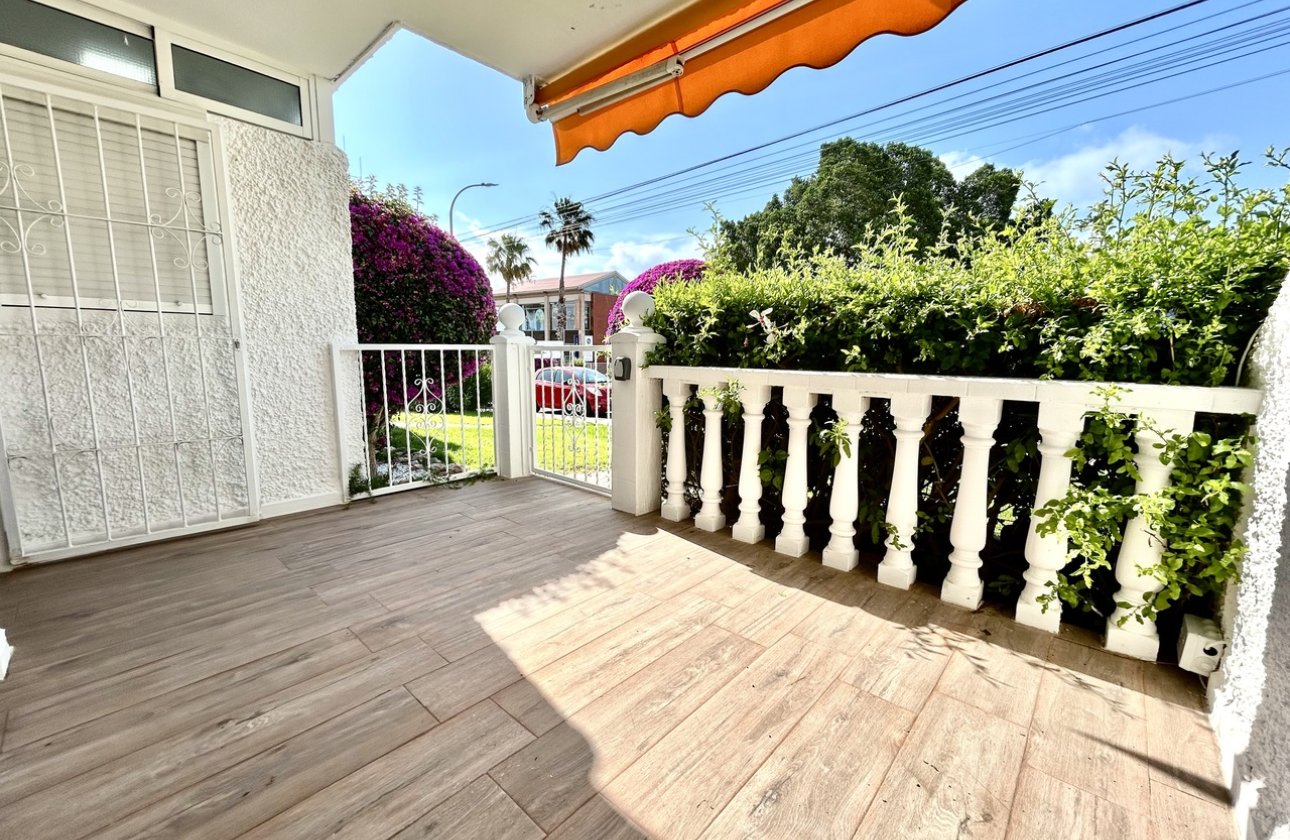 Resale - Apartment / flat - Villamartin