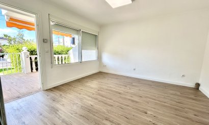Resale - Apartment / flat - Villamartin