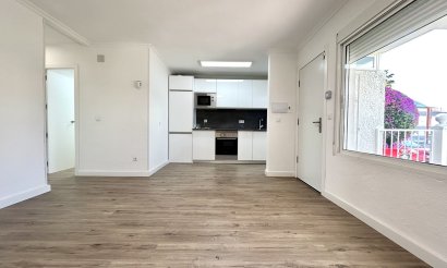 Resale - Apartment / flat - Villamartin
