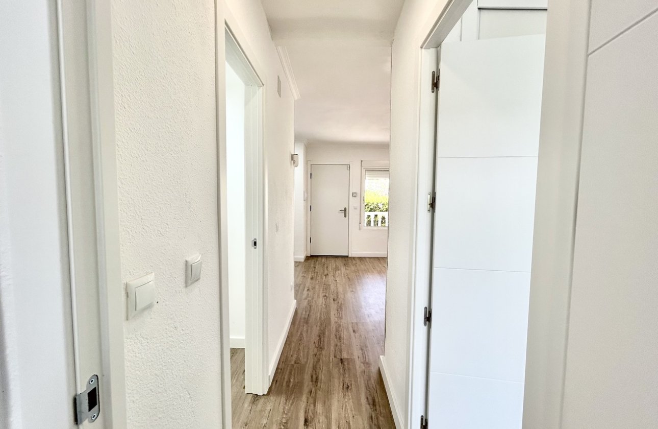 Resale - Apartment / flat - Villamartin