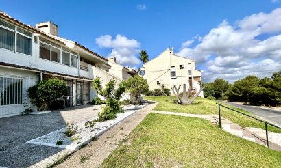 Resale - Apartment / flat - Villamartin