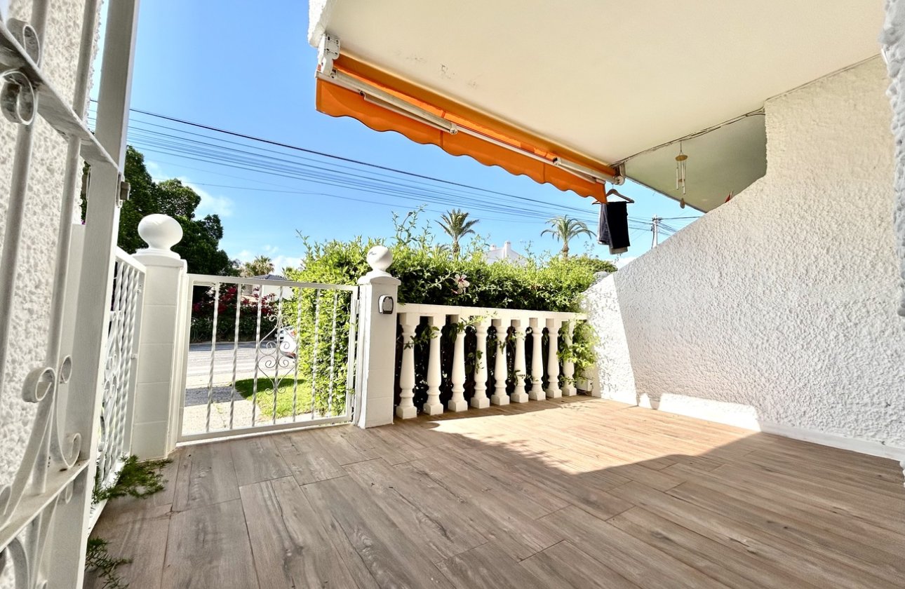 Resale - Apartment / flat - Villamartin